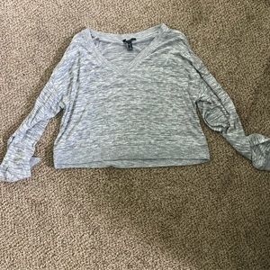 CROPPED VNECK SWEATER